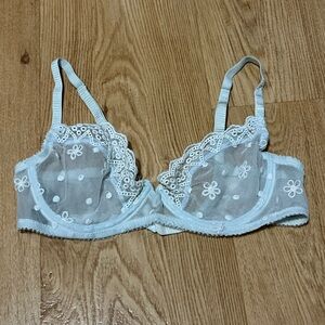 Urban Outfitters/Out from Under Mesh Floral Bra Unlined